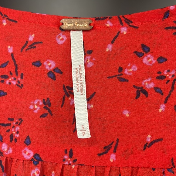 Free People Lolita Peasant Top Womens Red Boho Floral - Picture 8 of 8